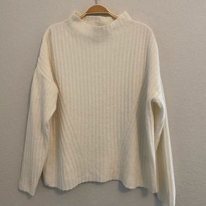 Old Navy Cream Mock-Neck Sweater • Large